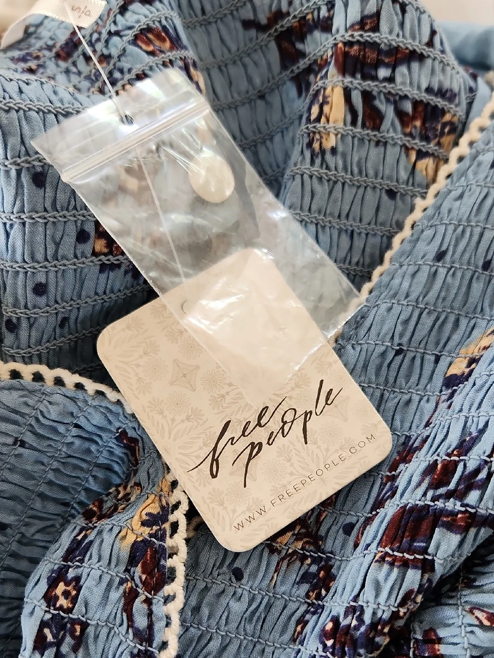 NWT..Free People Top - Picture 12 of 12